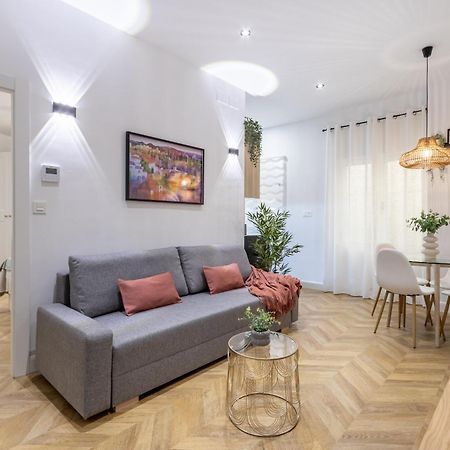 Elvira Elegant Suite Gran Via-Catedral Granada Exterior photo