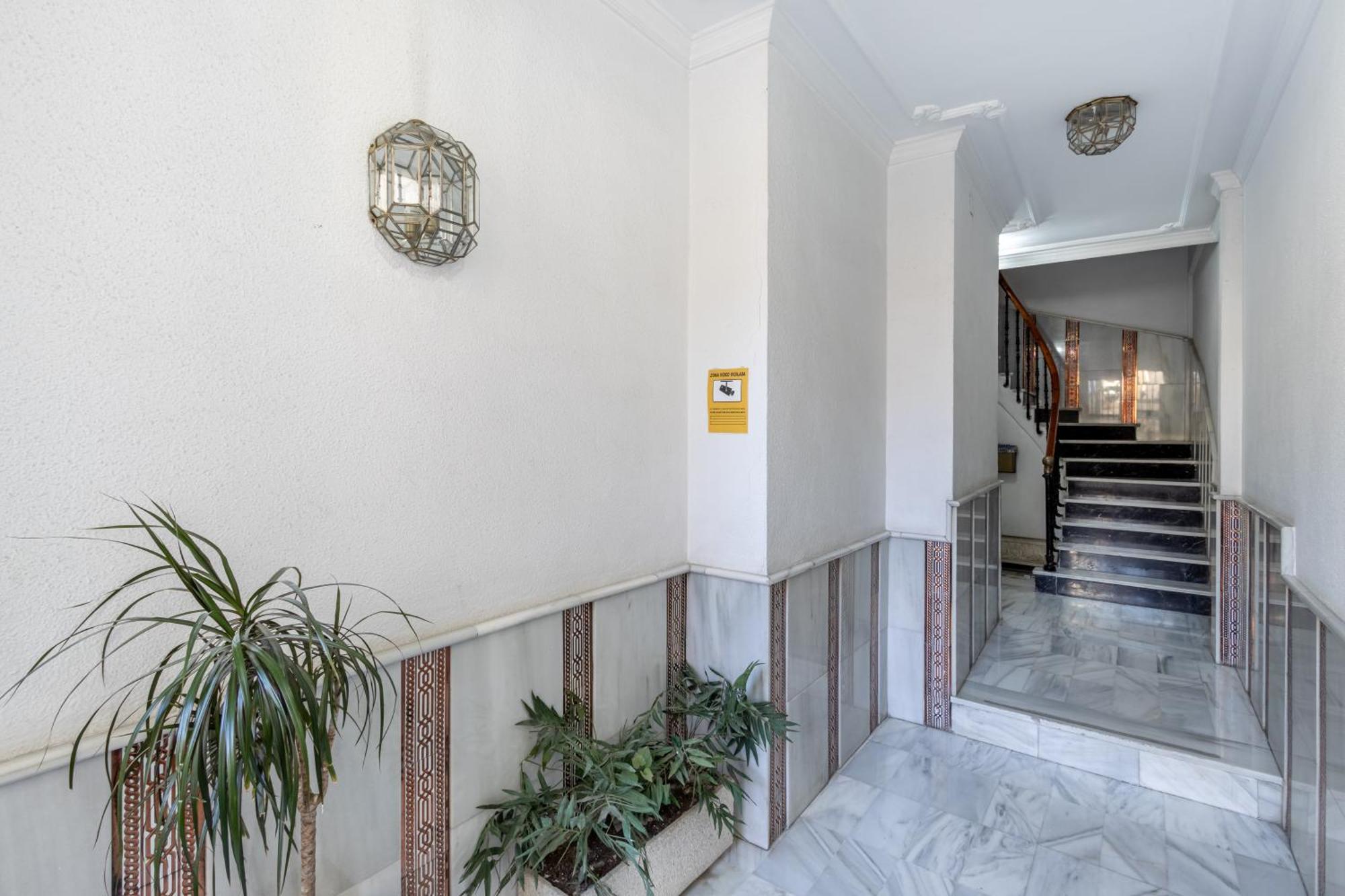 Elvira Elegant Suite Gran Via-Catedral Granada Exterior photo